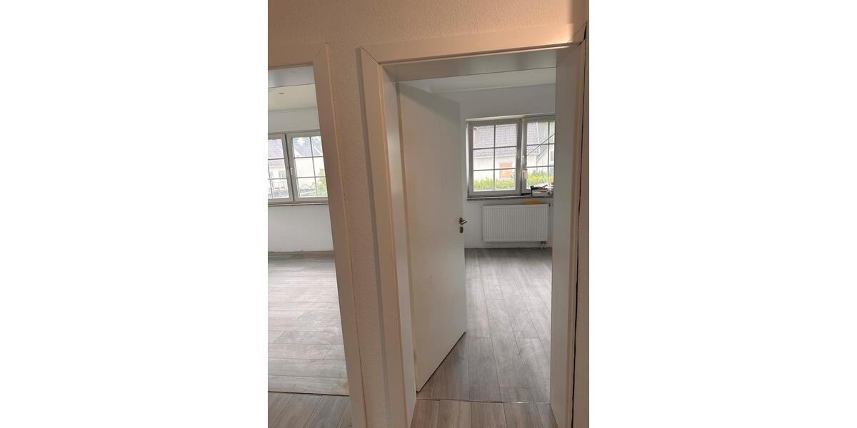 4 Zimmer Wohnung in Schwalheim,Erstbezug nach Renovierung 4 zimmer