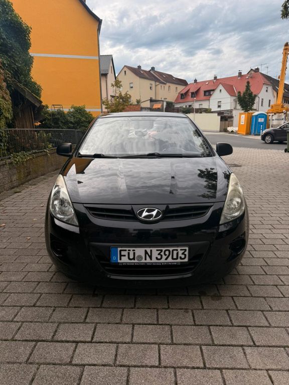 i20