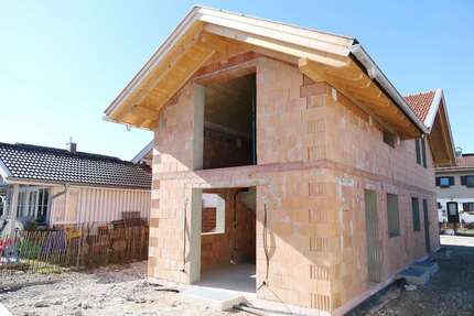 Haus Bad Tölz - 4 Zimmer, 92 m&sup2;, 495.000&euro; | Angebot:25582815