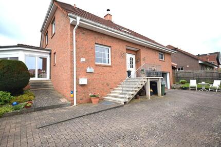 Haus Königslutter am Elm - 4.5 Zimmer, 155 m&sup2;, 395.000&euro; | Angebot:26802732
