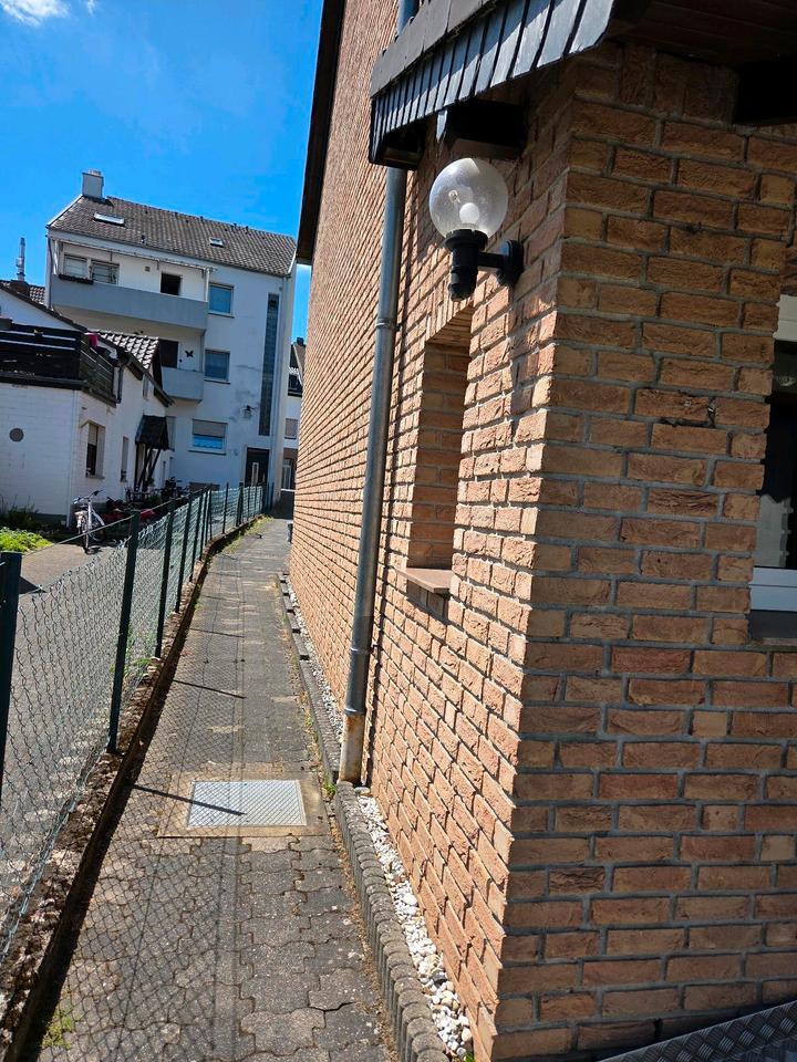 Kleines Haus in Bergisch Gladbach Hebborn zentrumsnah