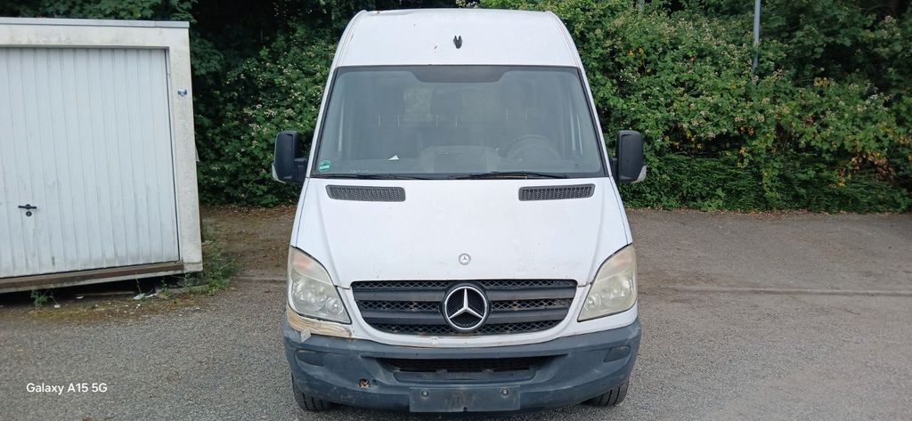 Mercedes-Benz Sprinter 333.000 km 3.900 &euro; FREIBURG 79114