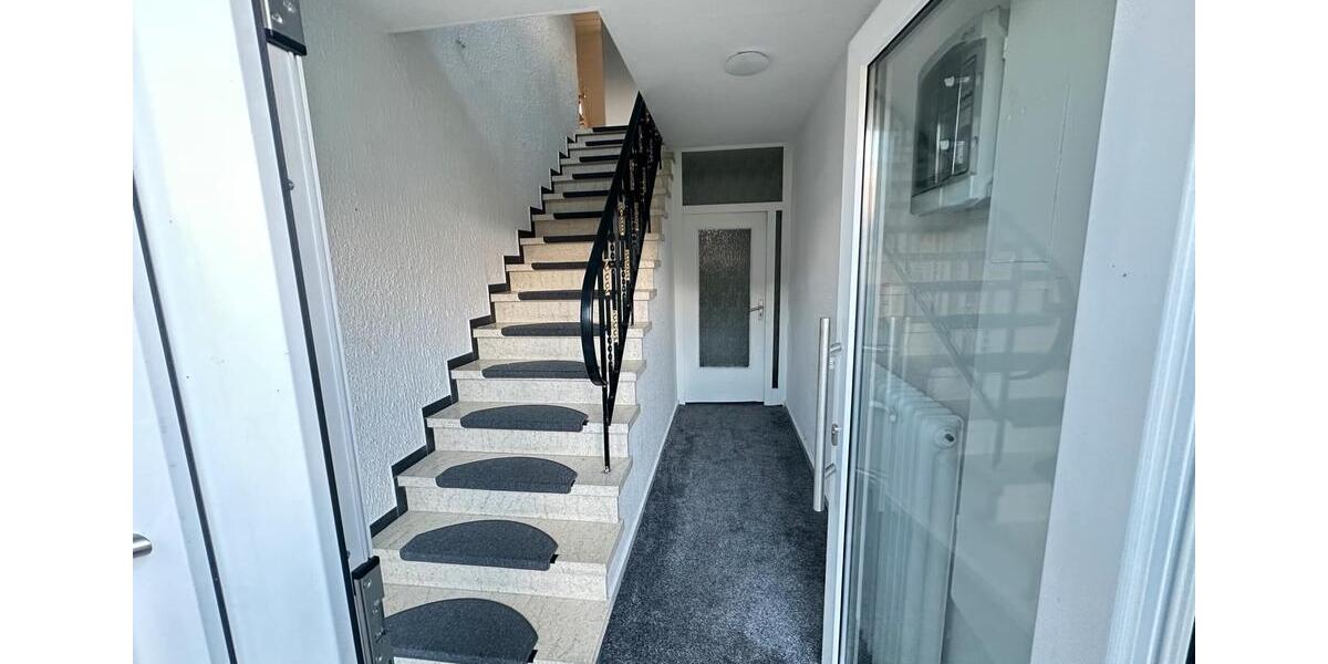 Einfamilienhaus Papenburg - 8 Zimmer, 160 m&sup2;, 1.500&euro; | Angebot:26385950