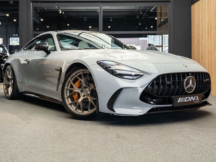 Mercedes-Benz AMG GT S 6.826 km 299.995 € Kleve 47533