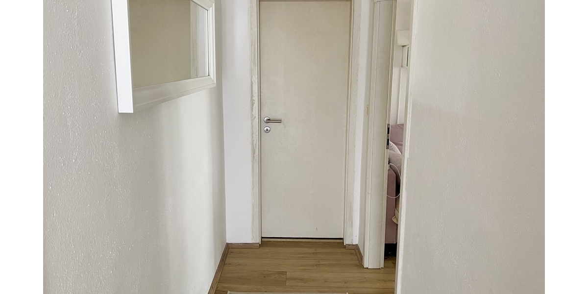 Großes 2-FH in A-Bärenkeller mit großzügigem Grundstück u. 3 Garagen zur Vermietung oder Selbstbezug - Zweifamilienhaus Augsburg / Bärenkeller Bärenkeller | Angebot:25867981