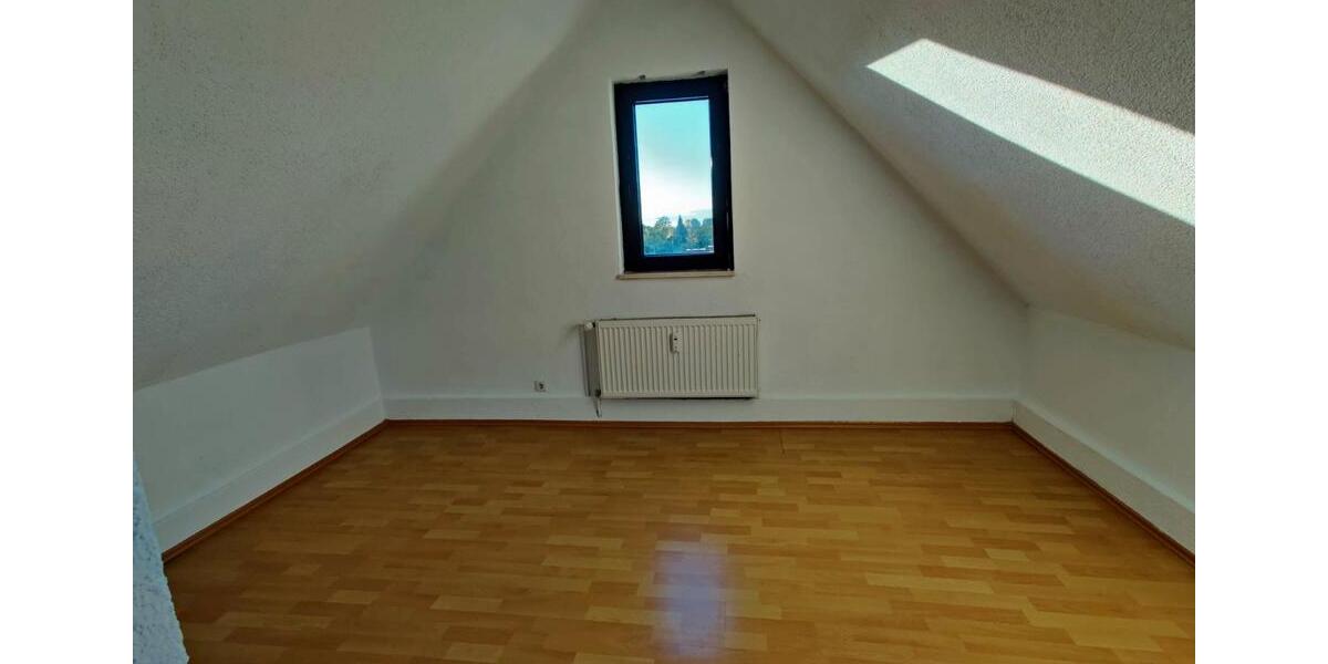 Dachgeschoßwohnung Pfinztal - 2 Zimmer, 34 m&sup2;, 140.000&euro; | Angebot:26023264