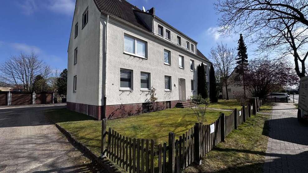 Wohnung zum Kaufen in Uetersen 155.000 € 70 m²