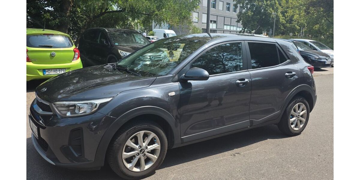 Kia Stonic 64.000 km 15.300 &euro; Mannheim 68169