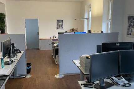 Büro in Jena 1.894 € 110 m² zimmer