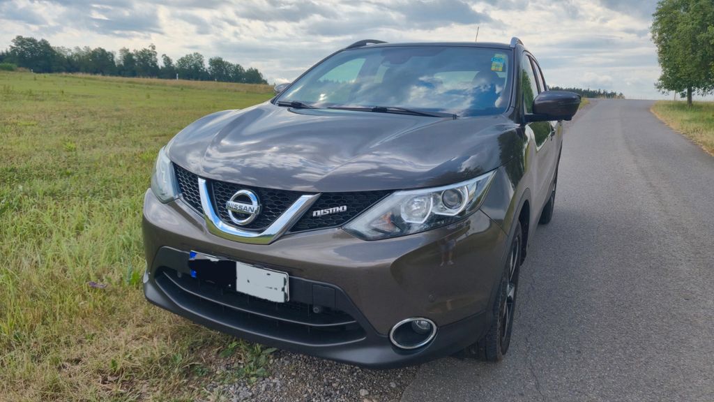 Nissan Qashqai 155.981 km 9.990 &euro; Villingen-Schwenningen 78048