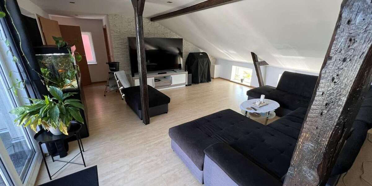 Etagenwohnung Wilhelmshaven Heppens - 5 Zimmer, 105 m&sup2;, 891&euro; | Angebot:26808059