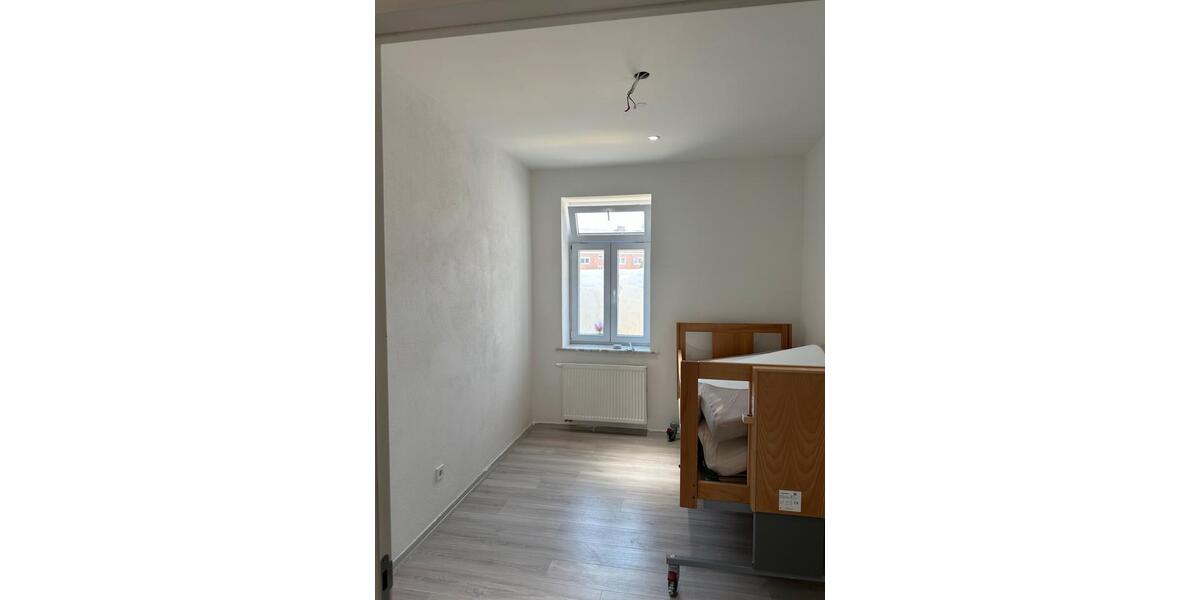 Erdgeschoßwohnung Selb - 3 Zimmer, 70 m&sup2;, 625&euro; | Angebot:26400064