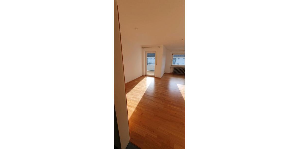 Etagenwohnung Giengen an der Brenz - 2 Zimmer, 73 m&sup2;, 740&euro; | Angebot:26250416