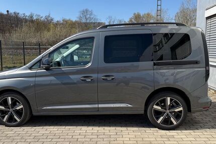 VW Caddy 83.900 km 25.499 &euro; Berlin 10587