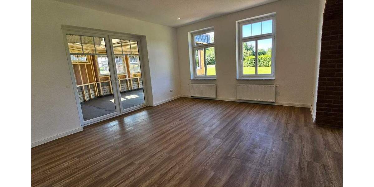 Etagenwohnung Timmaspe - 3 Zimmer, 170 m&sup2;, 1.200&euro; | Angebot:24027270