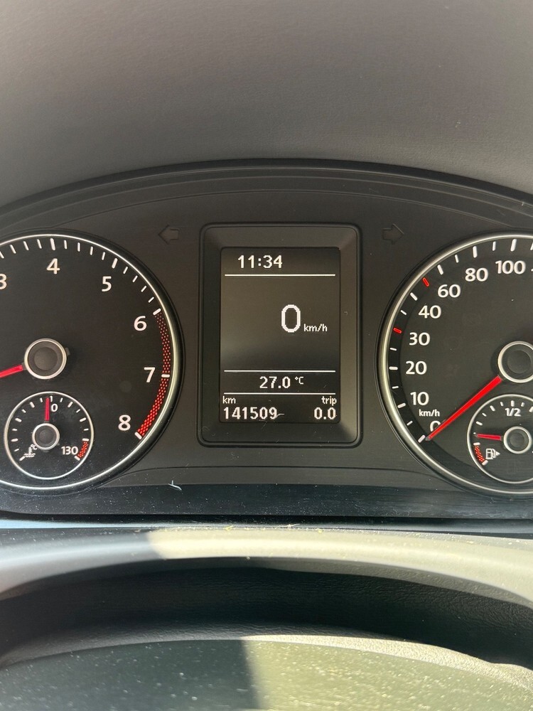 VW Touran 142.500 km 5.750 € Berlin 10178