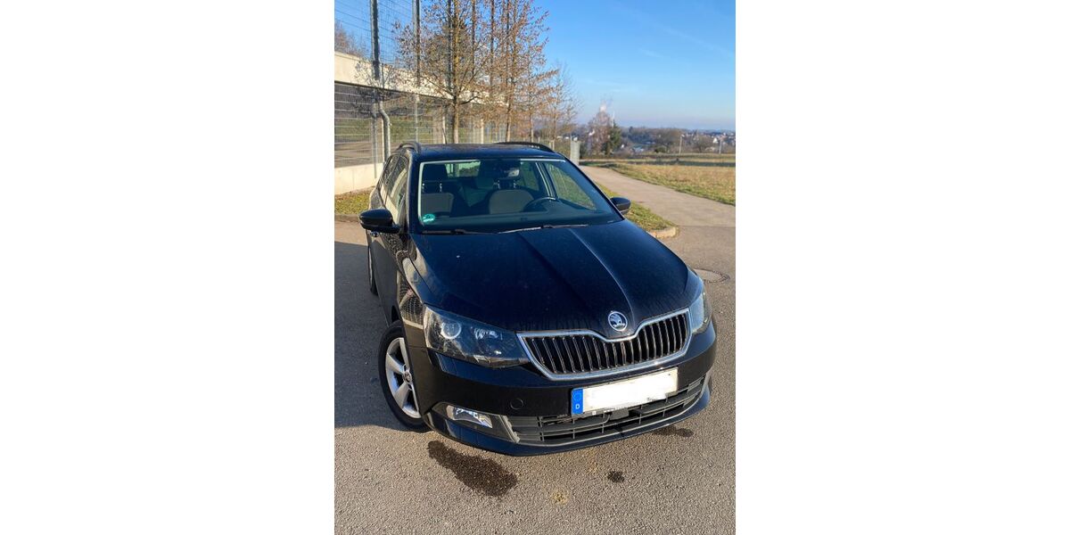 Skoda Fabia 101.970 km 9.400 &euro; Esslingen 73734