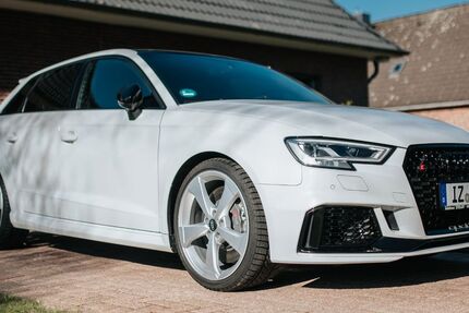 Audi RS3 106.970 km 44.900 &euro; Wewelsfleth 25599