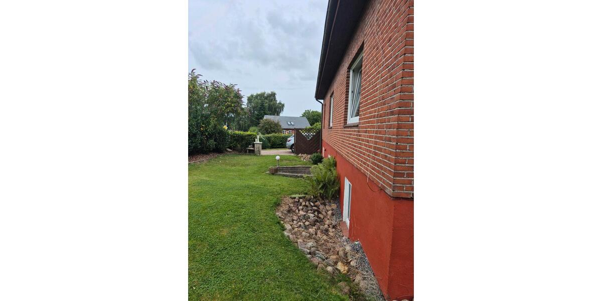 Einfamilienhaus Bredstedt - 10 Zimmer, 290 m&sup2;, 479.000&euro; | Angebot:26566976