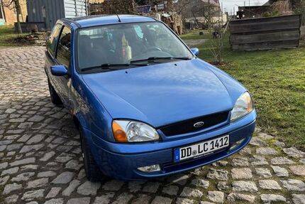 Ford Fiesta 146.000 km 1.990 &euro; Meerane 08393