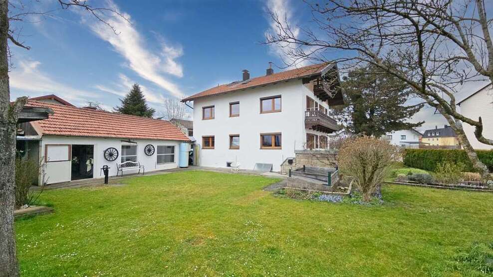 Haus zum Kaufen in Altenmarkt an der Alz 735.000 € 174 m²