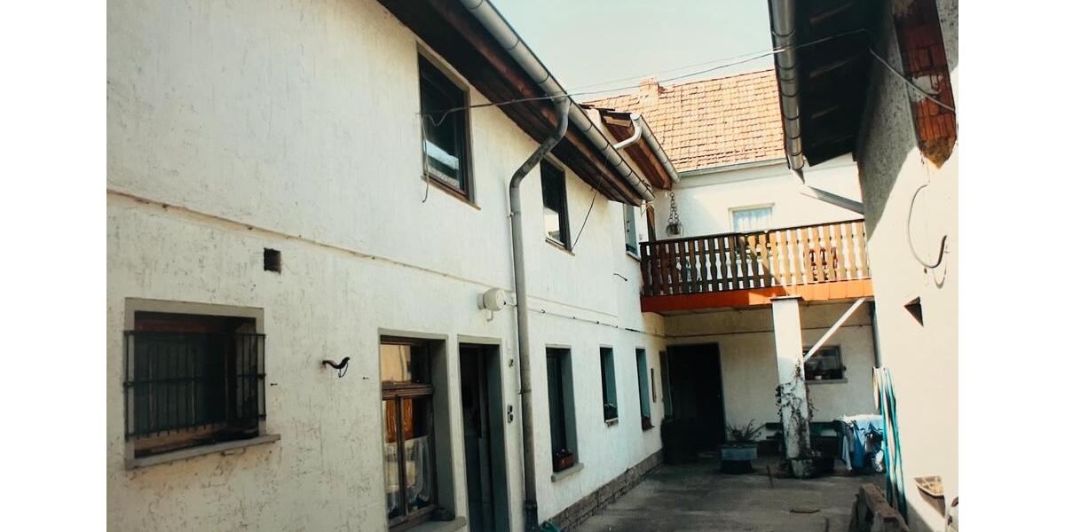 Einfamilienhaus Amt Creuzburg - 8 Zimmer, 188 m&sup2;, 80.000&euro; | Angebot:26363281