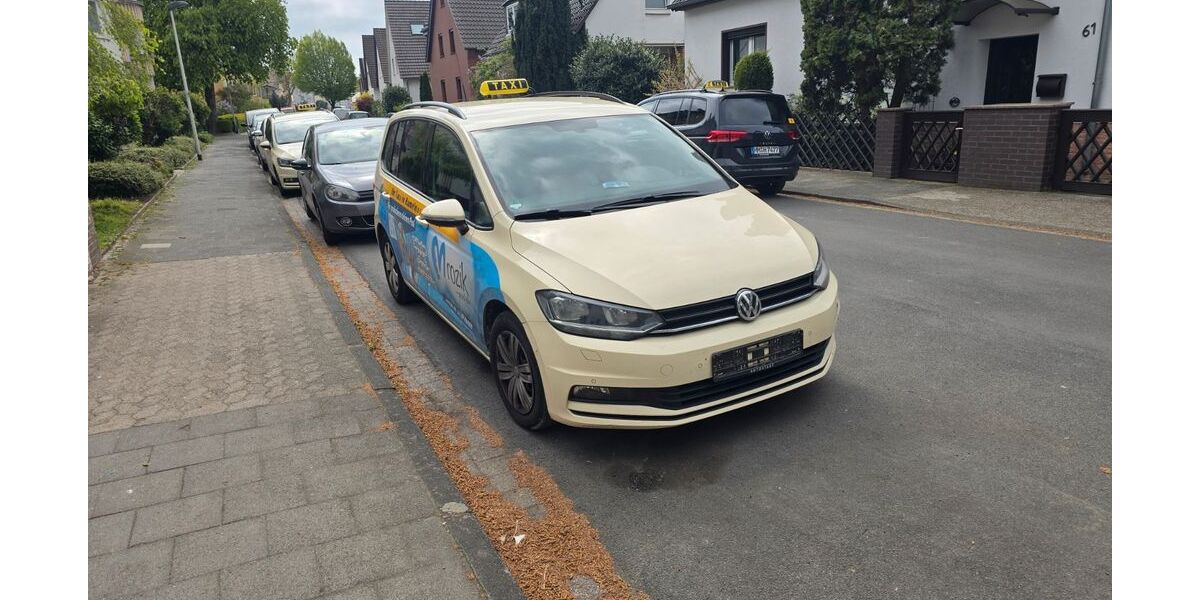 VW Touran 347.650 km 7.500 &euro; Hameln 31785