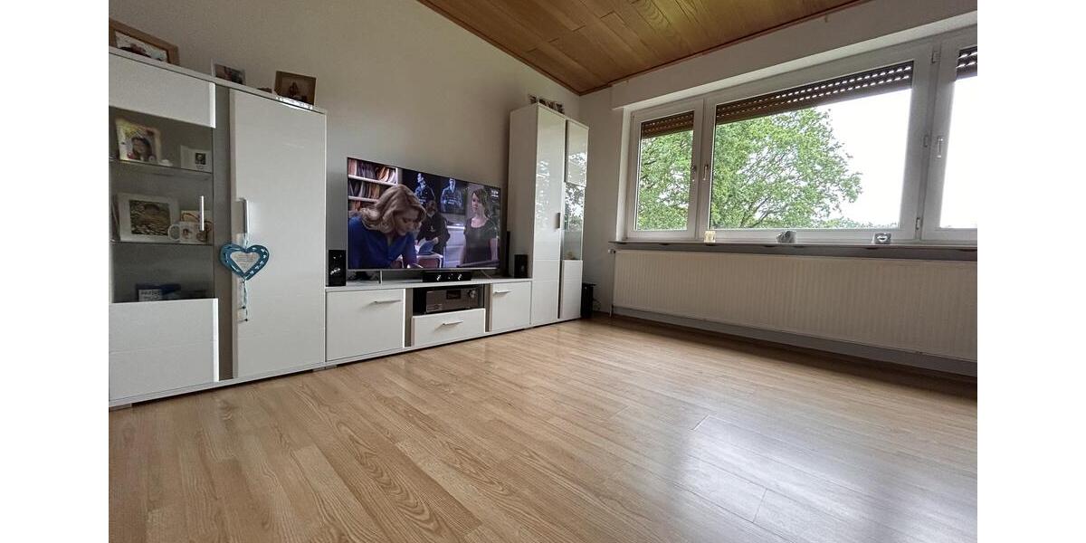 Etagenwohnung Goldenstedt - 4 Zimmer, 110 m&sup2;, 800&euro; | Angebot:26717573