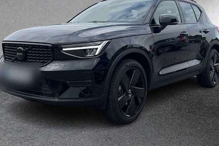 Volvo XC40 6.000 km 37.800 € Grünwald 82031