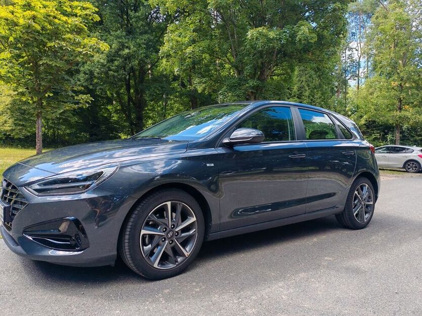 i30