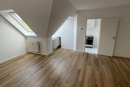 TOP modernisierte 1-ZW mit EBK und Stellplatz ab sofort in Zell am Main! 1 zimmer