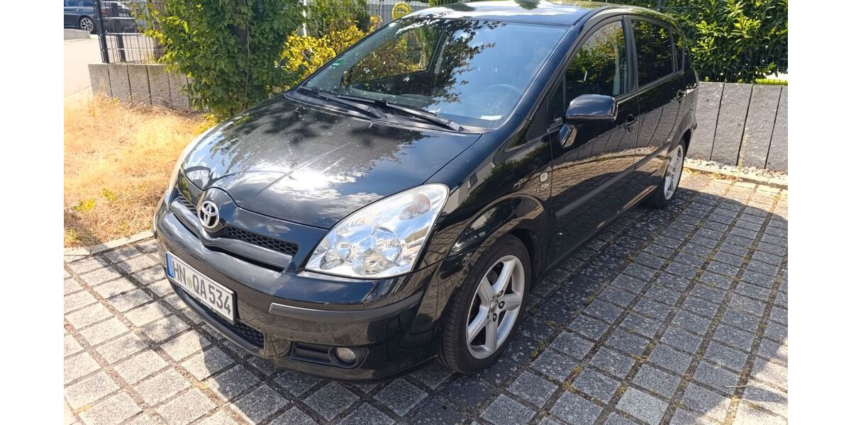 Toyota Corolla Verso 273.335 km 3.100 &euro; Bad Friedrichshall 74177