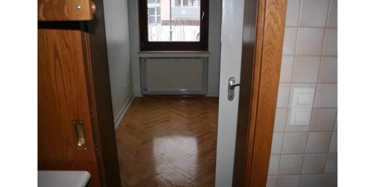 Doppelhaushälfte Hanau Großauheim - 6 Zimmer, 155 m&sup2;, 1.800&euro; | Angebot:25592613