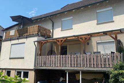 Haus Bad Arolsen - 6 Zimmer, 196 m&sup2;, 295.000&euro; | Angebot:26963660
