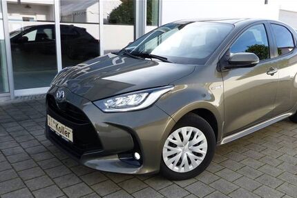 Toyota Yaris 43.500 km 17.900 € Bad Gögging 93333