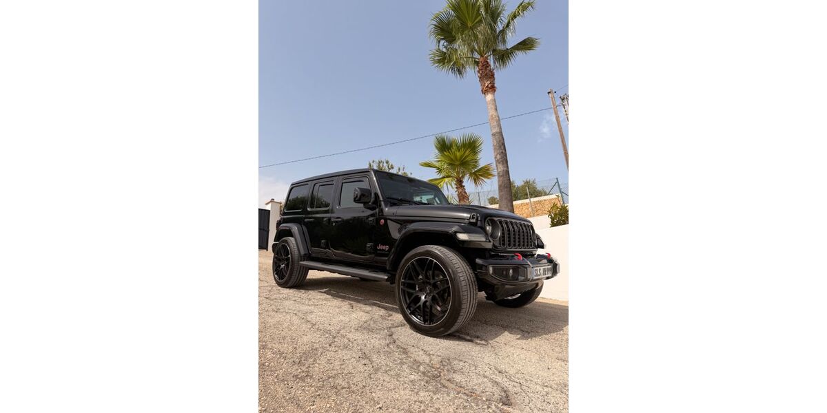 Jeep Wrangler 27.000 km 59.500 &euro; Perl 66706