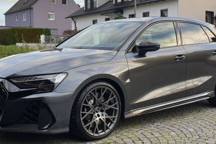 Audi RS3 2.600 km 62.400 &euro; Gablingen 86456