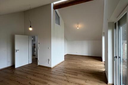 Einfamilienhaus (Erstbezug nach Sanierung) in Straubing zimmer