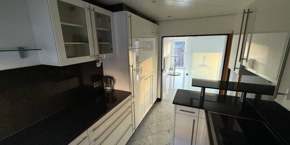 Doppelhaushälfte Albstadt Ebingen - 8 Zimmer, 185 m&sup2;, 399.000&euro; | Angebot:26777511