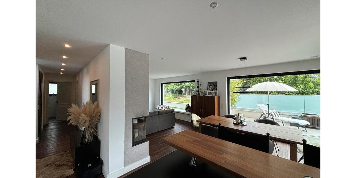 Einfamilienhaus Werneck - 8 Zimmer, 157 m&sup2;, 649.900&euro; | Angebot:26124158