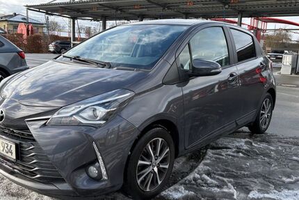 Toyota Yaris 42.000 km 11.890 &euro; Nürnberg 90409