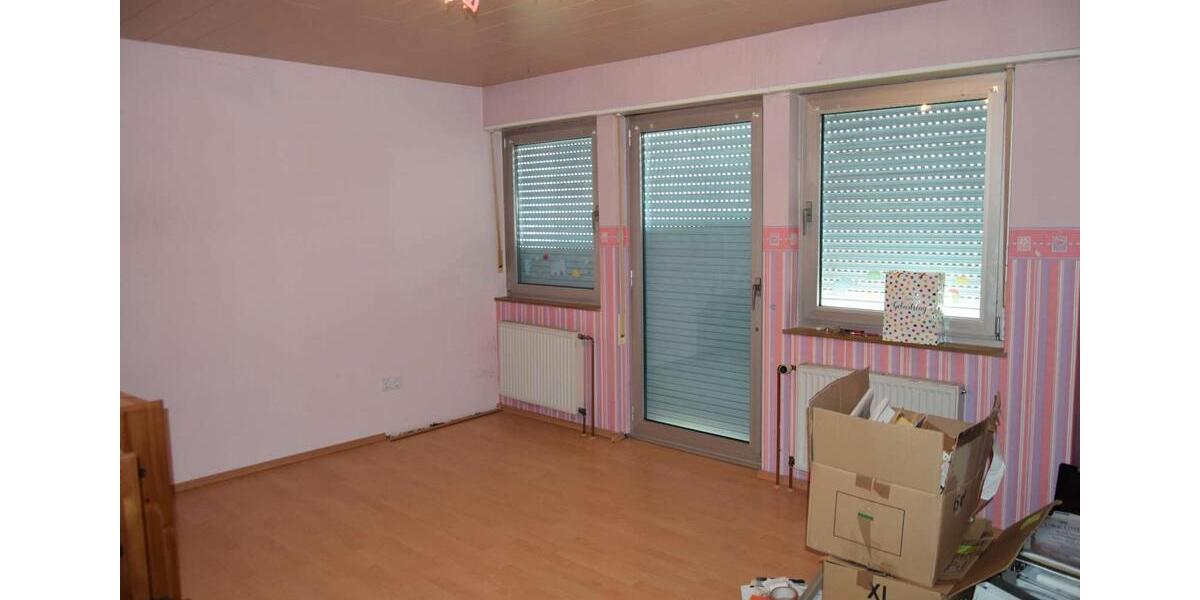 Mehrfamilienhaus, Wohnhaus Zweibrücken - 8 Zimmer, 160 m&sup2;, 269.000&euro; | Angebot:27005556