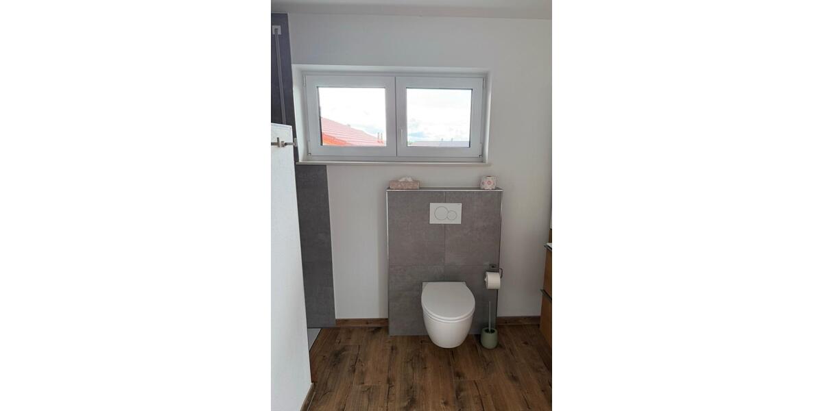 Doppelhaushälfte Hengersberg - 5.5 Zimmer, 144 m&sup2;, 1.490&euro; | Angebot:26117485