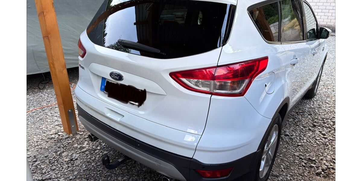Ford Kuga 126.000 km 12.999 &euro; Schiltach 77761