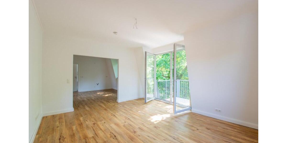Dachgeschoßwohnung Neuruppin - 5 Zimmer, 143 m&sup2;, 369.000&euro; | Angebot:26068368