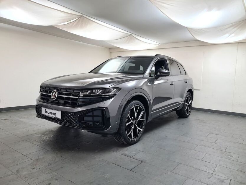 VW Touareg 9.300 km 84.420 € Ebersberg bei München 85560