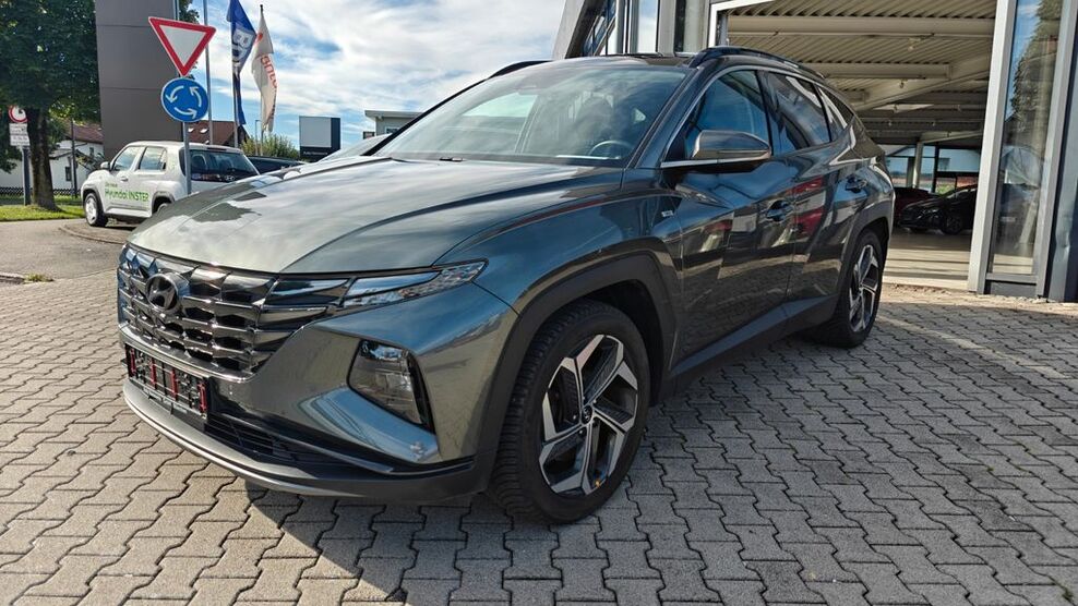 Hyundai TUCSON 48.000 km 30.980 € Raubling 83064