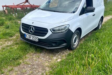 Mercedes-Benz Citan 44.500 km 16.500 &euro; München 81543