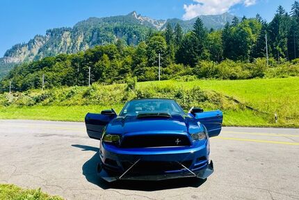 Ford Mustang 140.000 km 15.500 &euro; Raunheim 65479