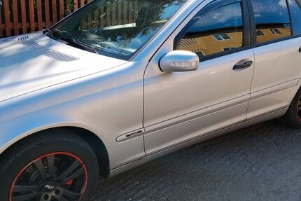 Mercedes-Benz 220 342.600 km 2.000 &euro; Pechbrunn 95701